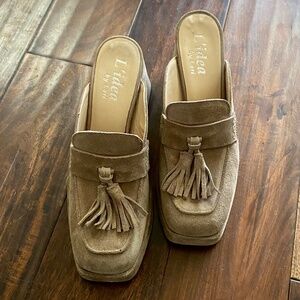 Tan Chunky Tassled Mules